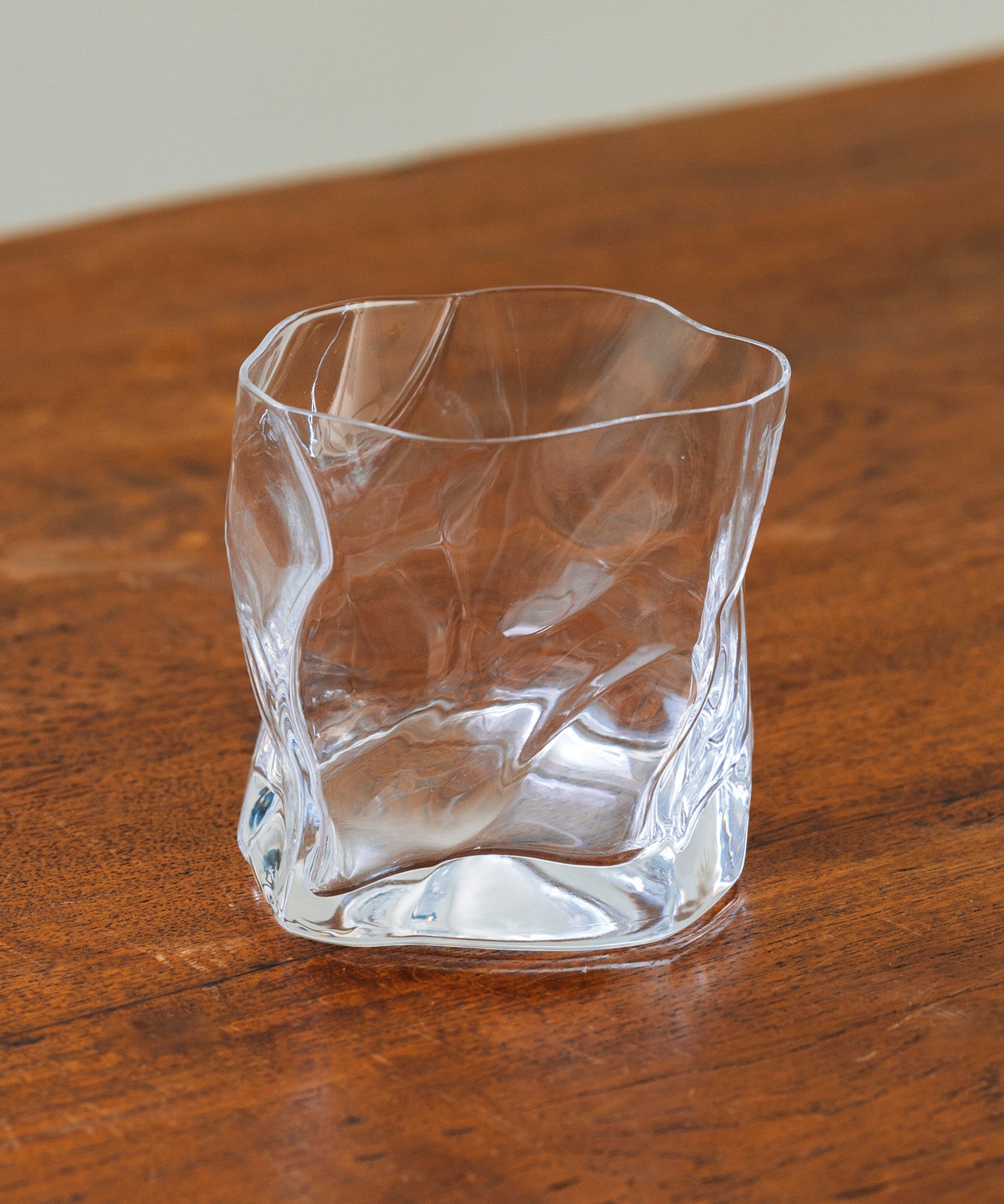 贅沢な時間を贈りたい「木村硝子のグラス」（ロックグラス/くしゃっと