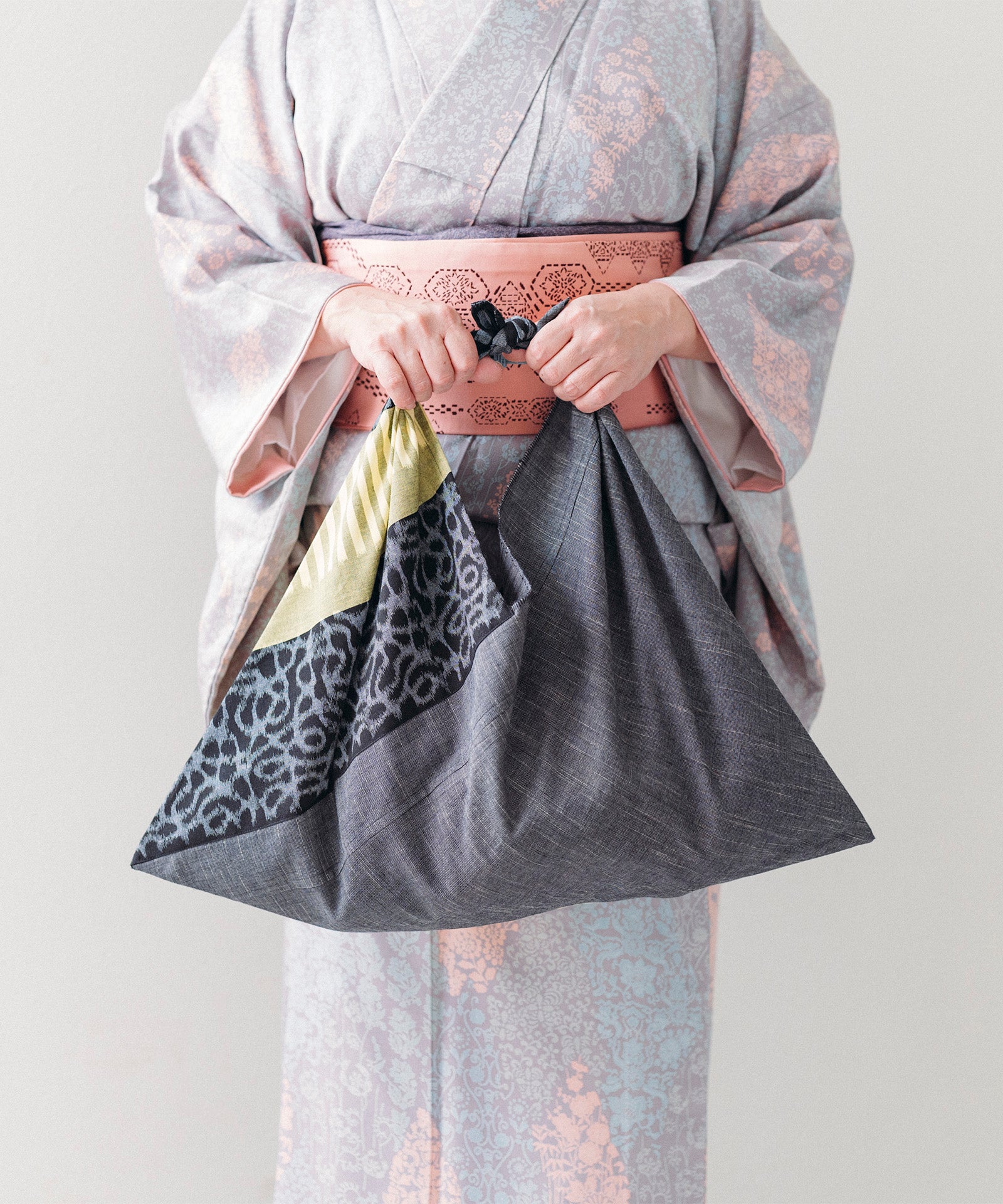 YOKKA/洋服にも和服にも合うあづま袋（久留米絣/黄色/綿織物