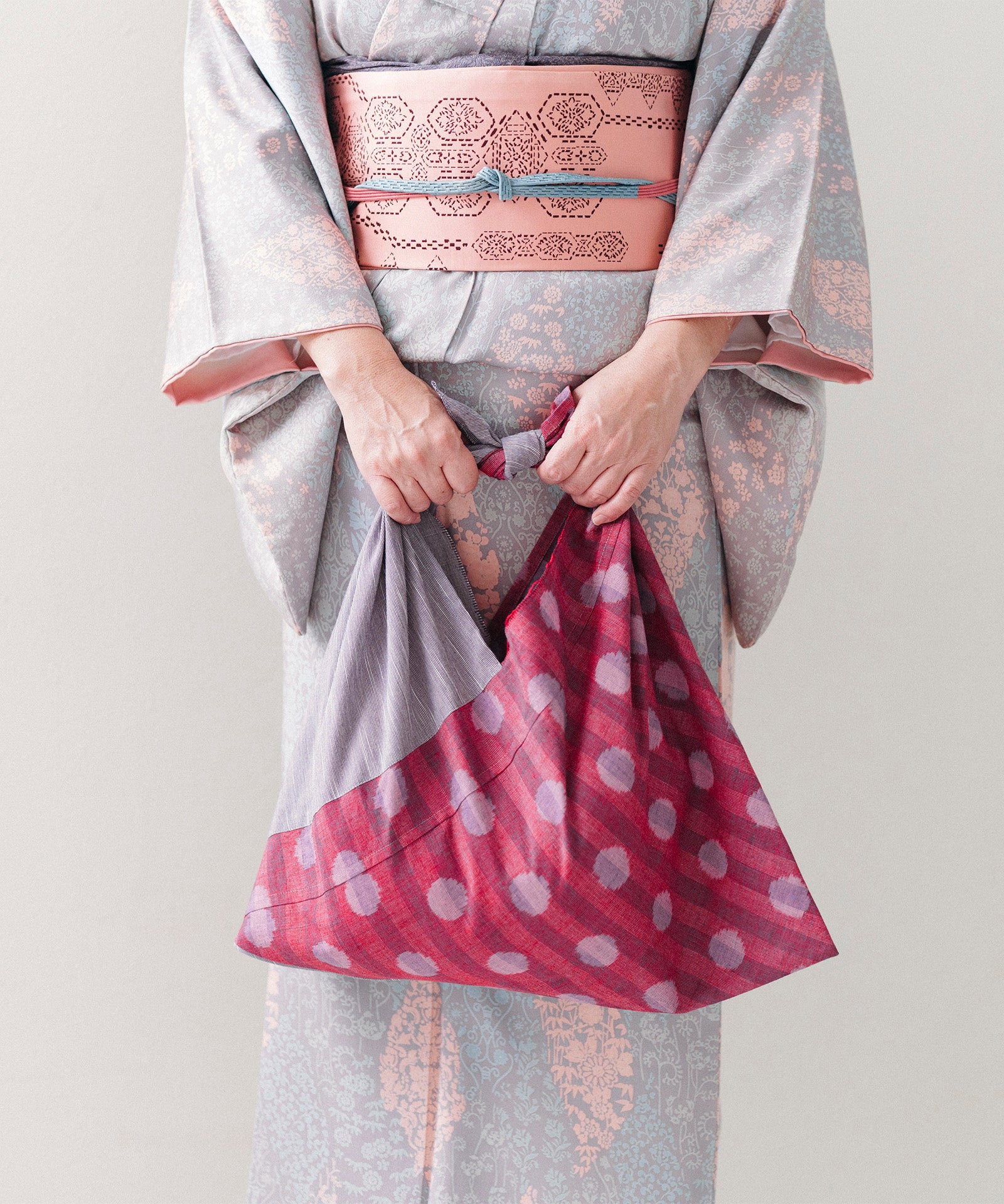 YOKKA/洋服にも和服にも合うあづま袋（久留米絣/ピンク/綿織物